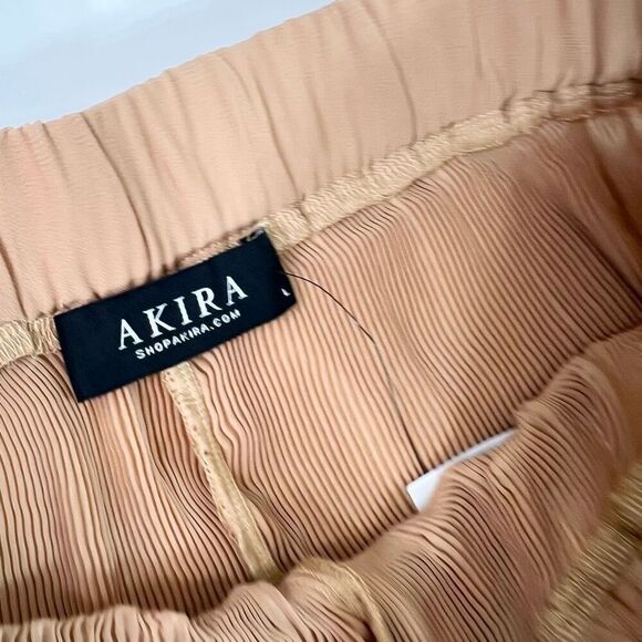 Akira Relaxed Short Women's Large Beige Elastic Waistband Pull-On Flowy - Picture 3 of 12